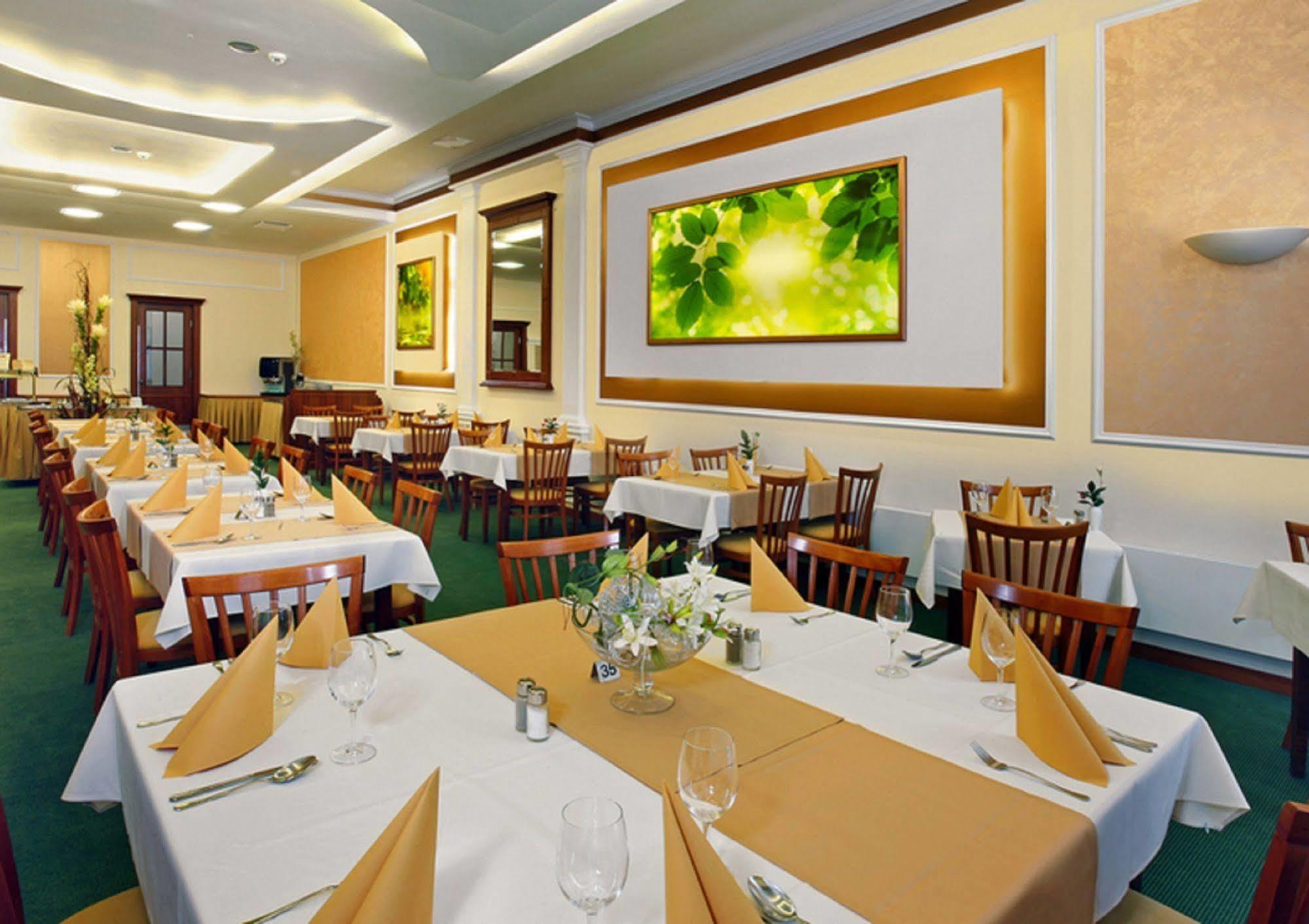 Spa & Wellness Hotel Olympia Marienbad Ngoại thất bức ảnh